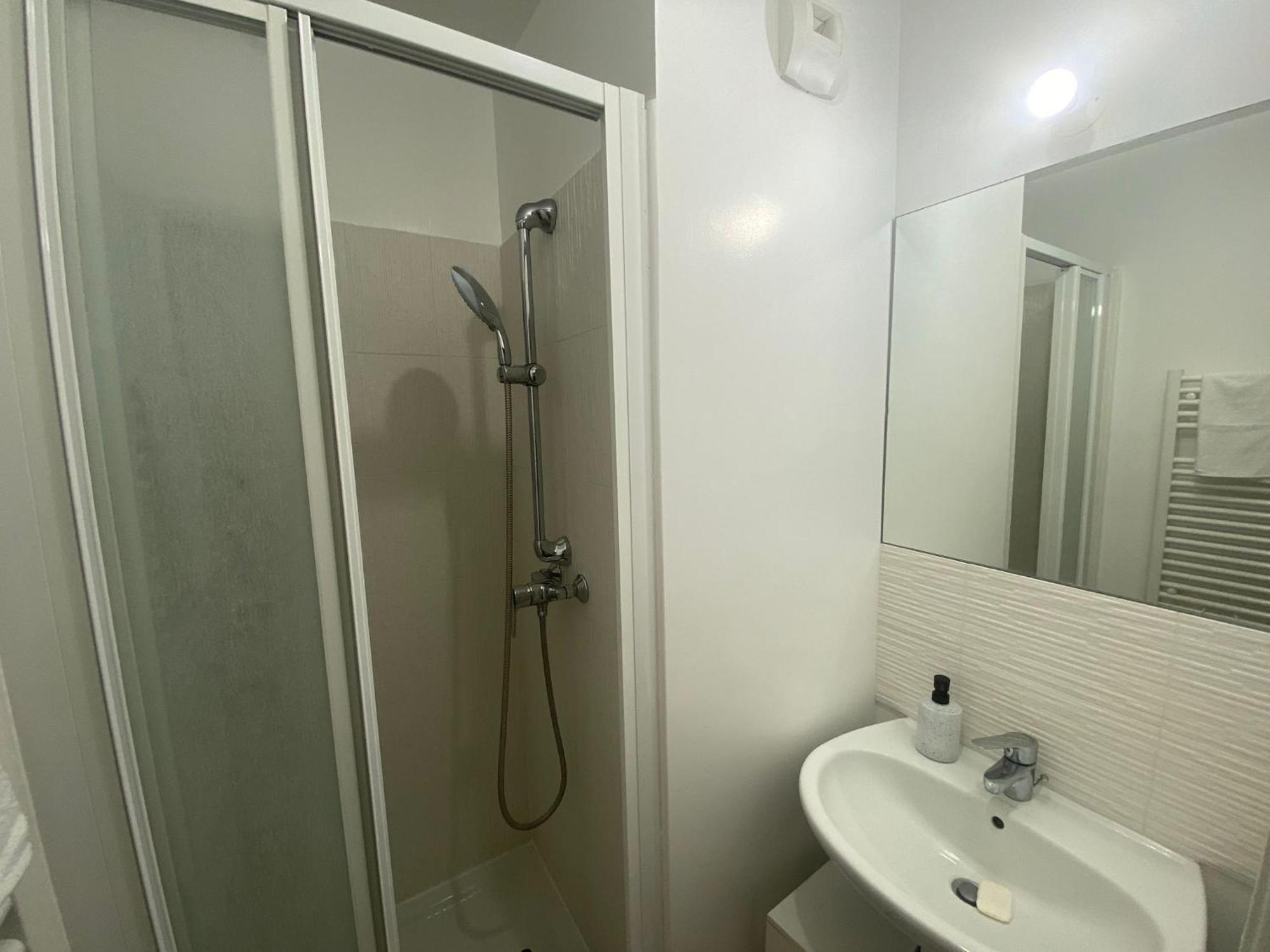 Appartement 80M2, Terrasse Sud, Metro 7 Direction Louvre A 8Minutes, Parking Sous-Sol, Proche Paris-Bercy إيفري سور سين المظهر الخارجي الصورة