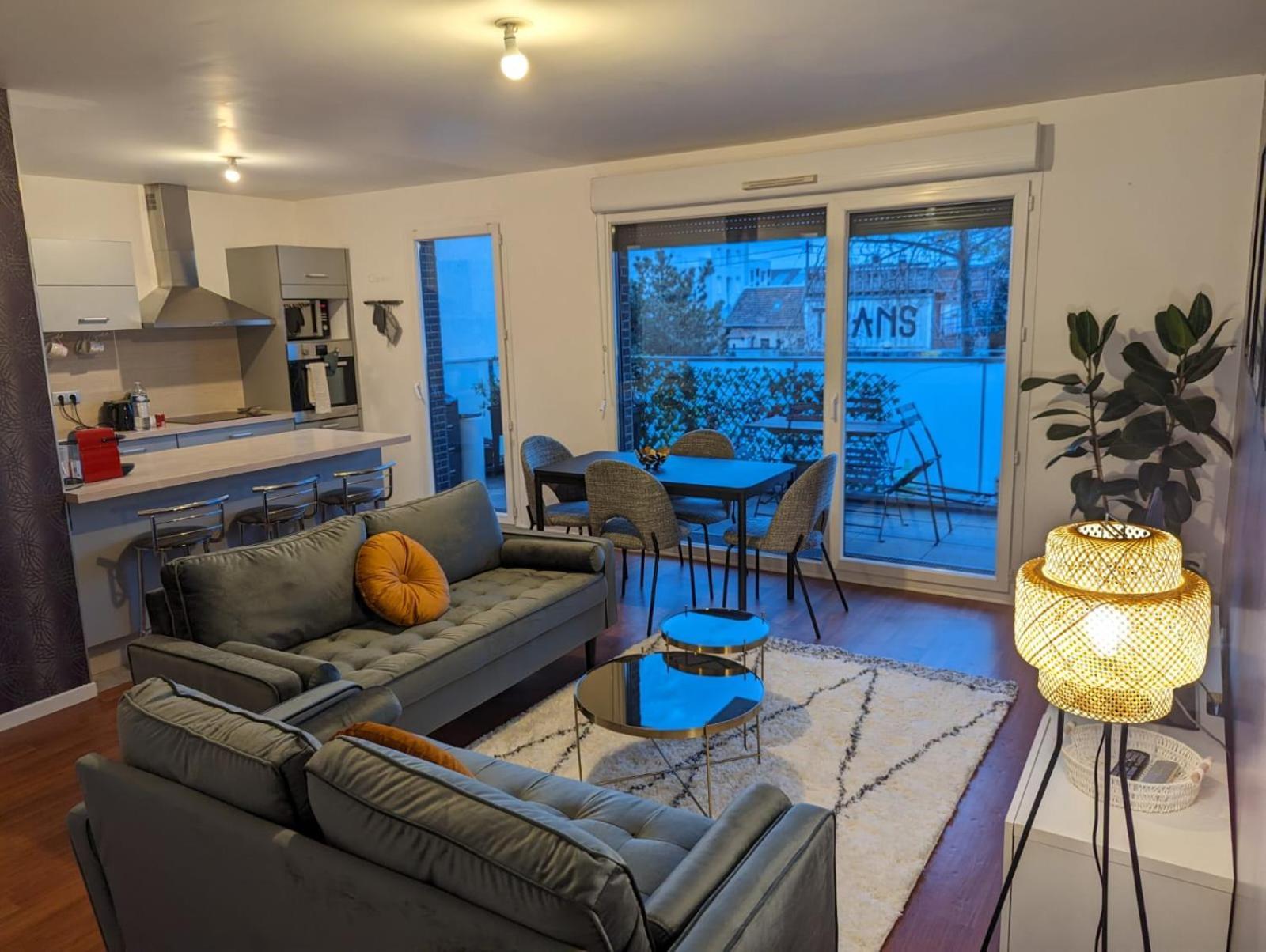 Appartement 80M2, Terrasse Sud, Metro 7 Direction Louvre A 8Minutes, Parking Sous-Sol, Proche Paris-Bercy إيفري سور سين المظهر الخارجي الصورة